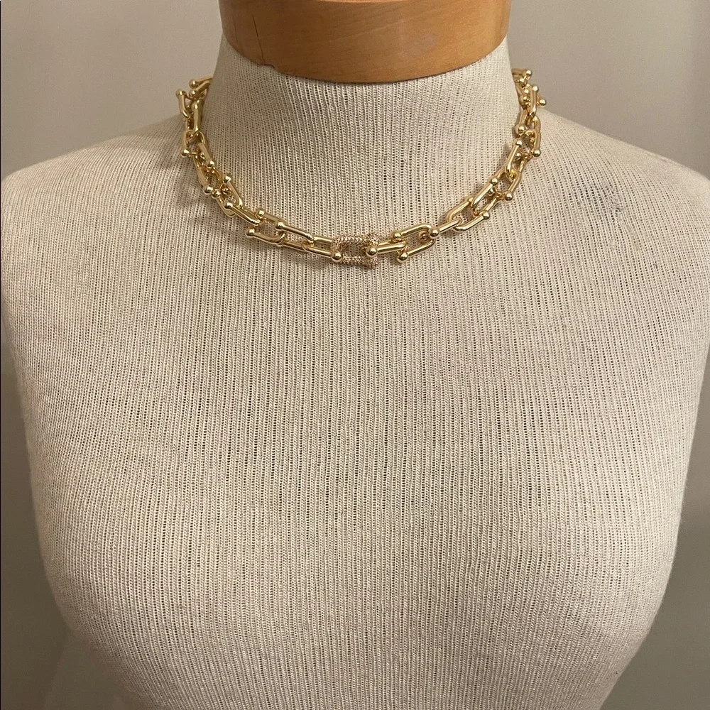 MICHELLE MCDOWELL Lucille Necklace Pave Accent Link 17 3/4” approx Gold-tone - Picture 6 of 16